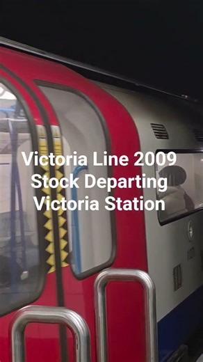 Victoria Line 2009 Stock Departing Victoria Station #trainspotting #trainvlogs #fortheloveoftrains