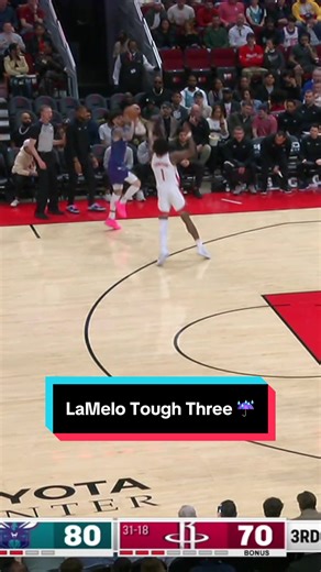 LaMelo Ball Drains Incredible One-Legged Three