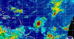 Tormenta tropical Ingrid se desplaza en el Atlántico