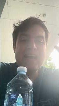 Γιατί διάλεξα το μπουκάλι νερού ως θέμα στα βίντεό μου