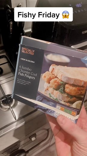 Fishy Friday #alditiktok #aldi #food #foodie #foodreview #rightguysaldireviews #rightguysreview #viral #fyp #foodfest