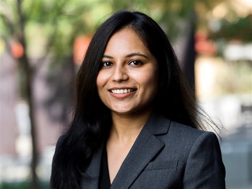 A software engineer of 8 years quit her career to go back to school and switch fields. These 3 steps helped her pivot successfully.