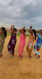 557K views · 10K reactions |  South Sudan's Shilluk women filmed dancing Shilluk 'Chollo' traditional dance  The hit song "Collo Nyikang" was sung by Thomas Aban  | Twic Media Reports | Facebook