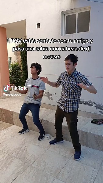 Cabra DJ en Goat Simulator: Diversión y Risas