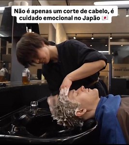 3.3M views · 140K reactions | ‍♂️ Cortar o cabelo no Japão não é só...