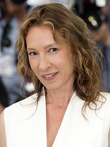 À Cannes, Emmanuelle Bercot est la reine du tapis rouge