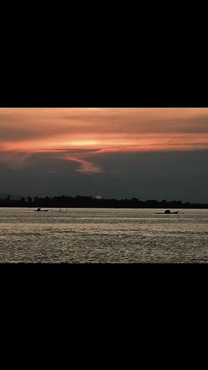 ကမ်းစွန့်လှေ သီချင်းစာသား (Lyrics) — ကမ်းစွန့်လှေ