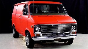 Watch Hot Rod Garage Season 2 Episode 19 - 1974 Chevy Van: Body Repair and Quick Paint!