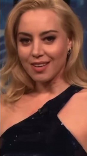 Aubrey Plaza Steamy White Lotus Scene