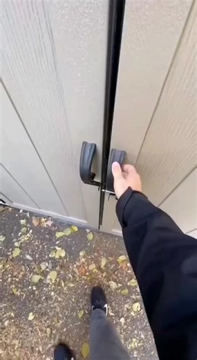 Do you like this kind of home? #sword #blade #craftsmanship #blacksmith #animesword #handmade #katana #collectibles #jian #fyp #ninja