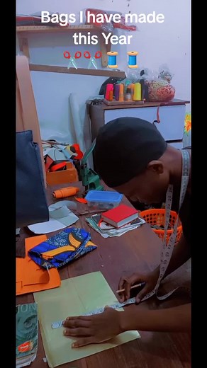 The most popular designs this year 🏆🏆 #craft #handmade #bagmaker #thebaggoddess #asoebi #uni #naijatiktok #bags #minibag