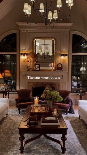 No Room Does Lamp O'Clock More Justice! 🕰️💡 #LampOClock #AmbientLighting #CozyVibes #interiordesign