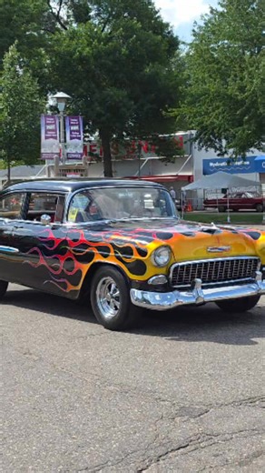 Hot rodded 55 Chevy | Samspace81