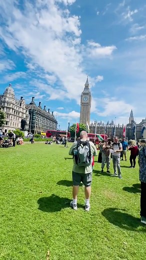 Exploring London Life and Culture