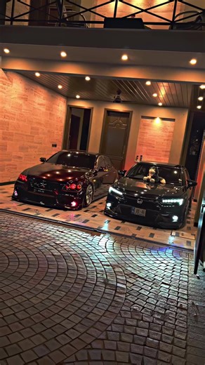 Honda Civic RS vs. Mark X: Race Night Showdown