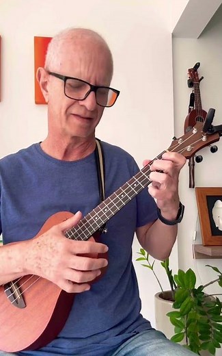 Stand by Me - Playing for Change Band - Live in Brazil - Ukulele