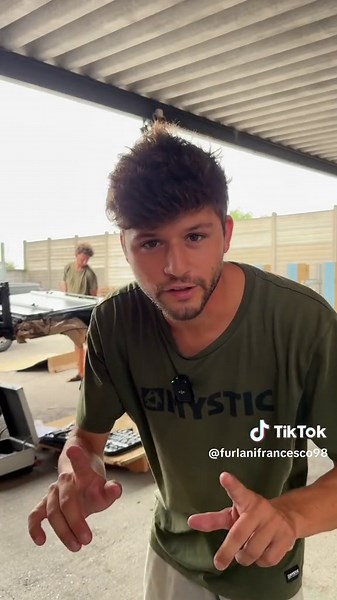 Installazione Tenda da Tetto sulla Jeep: Guida Completa