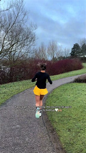 Everybody starts somewhere- no one expects you to run 5k first time💛🙌🏽 #gymgirl #running #fatloss #abs