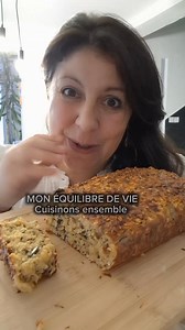 441K views · 3K reactions | PAIN EXPRESS SANS FARINE DE BLÉ & SANS REPOS 300 gr de skyr un paquet de 375gr de Bjorg flocon avoine ,4 graines & raisin 3 œufs un peu de poudre à lever au four à 180° entre 40 et 50 minutes | La vie de Lyly Be | Facebook