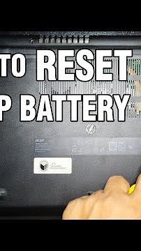 HOW TO Reset Laptop Battery | QUICK FIX for Randomly Shutting Down Issue #Shorts
