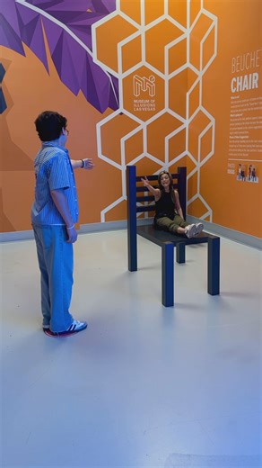 Mind-Bending Chair Illusion #illusions #familyouting #museumofillusions | The Tus House