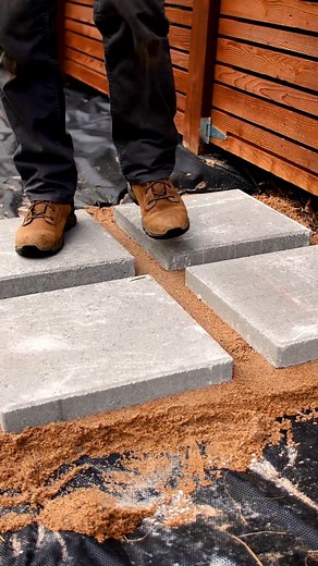 186K views · 215 reactions | Easy Paver Stepping Stone Install! #diy #pavers #steppingstone #backyard #fixthisbuildthat | Fix This Build That | Facebook