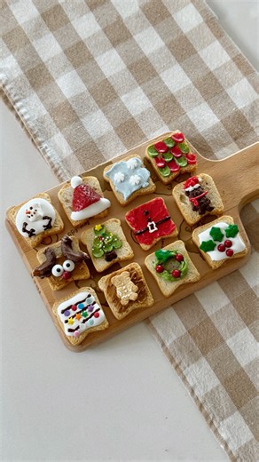 Michael Tran on Instagram: "make holiday mini toasts with me 🎁🍞 #homecafe #holidayfood #kawaiifood"