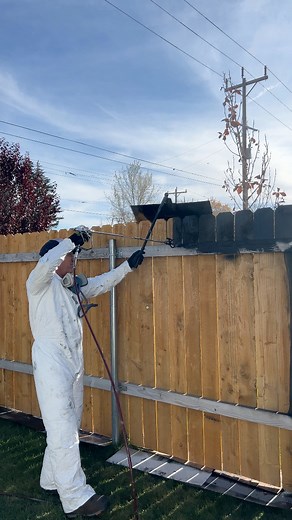 434K views · 1.6K reactions | Tip coating fences! Expert Stain & Seal #oil #cedar #fence | The Idaho Painter | Facebook