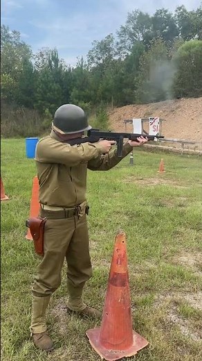 Firing the WWII US M1928A1 Thompson - 20 Rounds Full-Auto