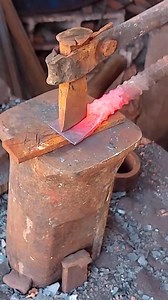 Making a crowbar with iron heated to a high temperature and shaped with an iron hammer #diy #tools #project #idea #iron #hammer #handmade #weld #creativity #fabrication | Peter Art