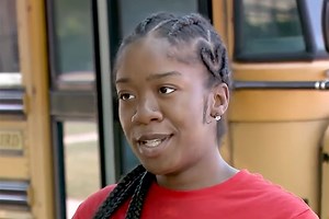 Pregnant Driver Saves Students from Bus Moments Before It Catches Fire: 'Mommy Instincts Kicked In'