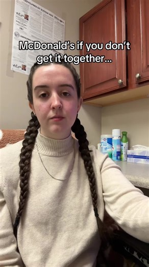 I never have these issues with other fast food places even when there’re issues with the apps. One time Starbucks barista gave me a free chai and TWO cake pops on my birthday cause the reward wasn’t showing up for me for the free drink #mcdonalds #storytime #fastfood #rant #customerservice