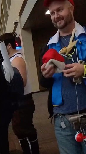POV: Walking through an Anime Convention