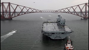 Timelapse: HMS Prince of Wales Passes Under the Forth Bridges