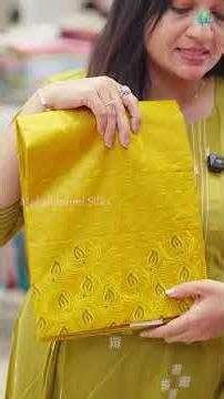 Raw silk charm with a graceful touch ✨