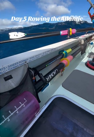 🌊 ja sedasi need lained meid kohtlevad! #worldstoughestrow #atlanticocean #teamrowtalia