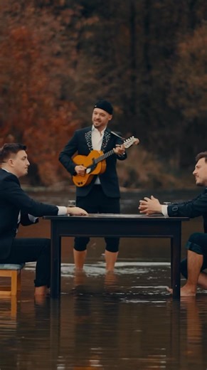 ✨Najnoviji duet "Konobari i svirači" s MEJAŠIma naš je aktualni singl koji čvrsto drži svoje mjesto na nacionalnoj HR TOP 100 listi!🤩 Hvala vam na slušanju, svakom komentaru i podršci.🙏😊 | MALIGANI