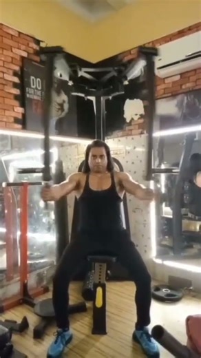 ❌YOU'RE DOING MACHINE CHEST FLY WRONG ! #short #pecdecfly