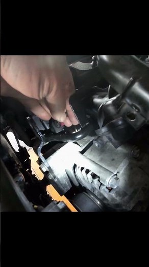 2.0 TFSI Audi A6 Manifold Removal / Prep for Intake Valves & Injector Cleaning #audi #a6 #manifold