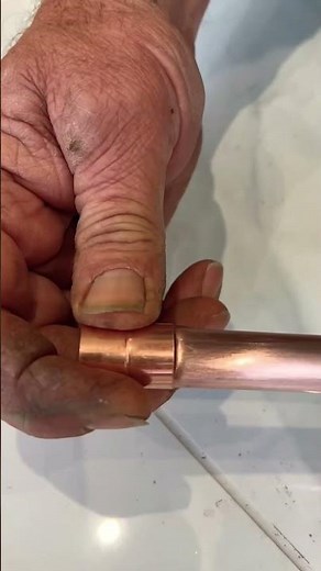 How to easily fix a distorted copper pipe