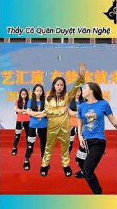 😂 The Art Show Turned Into a Comedy Show #pets #pets #funnycats #funny #pets #cat #cute