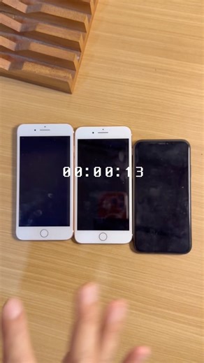 Test boot iPhone 7plus vs iPhone 8plus vs iPhone xr
