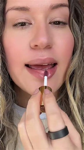 A French or effortless makeup girly will love this