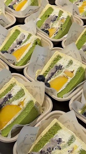 Slice Cake Walk-In Shop in Singapore — Chiffon & Fruit Cakes