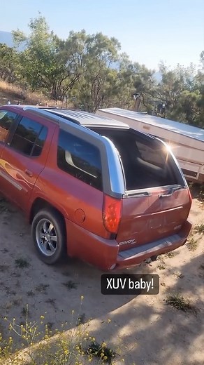 Travis Collins on Instagram: "Way ahead of its time! Now I want one. This is one useful feature on so many levels. Keep the FLEX or go full XUV? Hmmm 2004 - 2005 GMC Envoy XUV trim (only 27k sold) Was $45k - 50k new 5.3 liter aluminum block V8 available (I6 base motor) 4 speed automatic 5,200 - 5,300 lb towing capacity Rear door swings open or folds down flat with 700 lb load capacity GM got the concept from the 1963 Studebaker Wagonaire Demonstration from @scttstphn on Tikkytok"