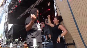 Waka Flocka Flame thinking the sign language interpreter is dancing made us even more hyped for Waka Flocka Flame - Melkweg Amsterdam | Run The Trap Events