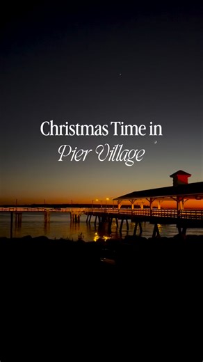 There’s nothing like Christmas time in Pier Village! | St. Simons Island, Georgia