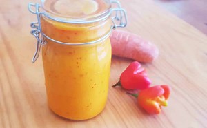 Simple Scotch Bonnet Hot Sauce