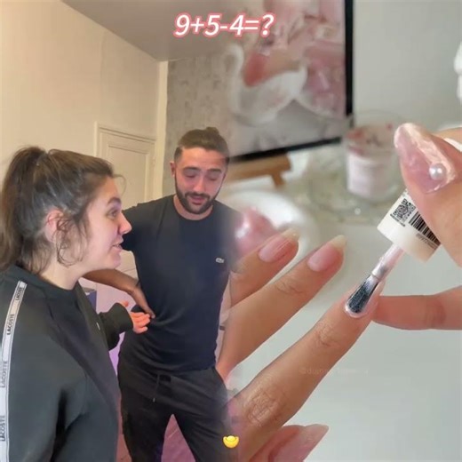 Has this ever happened to you @christianlil @maiisweet #bro #friendship #brothers #friend #couple...