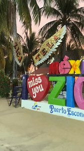 Bienvenido a puerto Escondido en este video te mostramos los lugares mas emblemáticos de este maravilloso destino turístico 😎🌊🌊🌊🏊🏻‍♀️🌴 #playa #CostaOaxaqueña #PuertoEscondido #mexico | Playas De Puerto Escondido